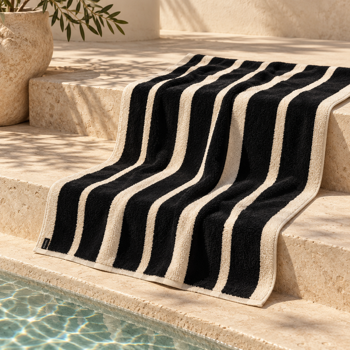 The Luxe Beach Basket
